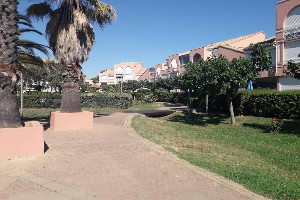 Nid Douillet F2, Clim, Jardin, Piscine, Parking, Plage 200 M Palavas Kültér fotó